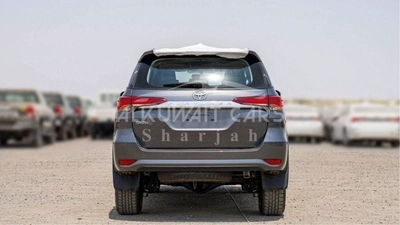Toyota Fortuner Toyota Fortuner 2.4L Diesel AT 4X4 MY2025-7