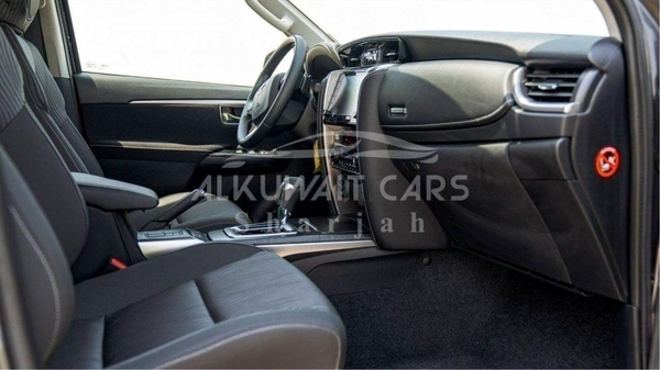 Toyota Fortuner Toyota Fortuner 2.4L Diesel AT 4X4 MY2025