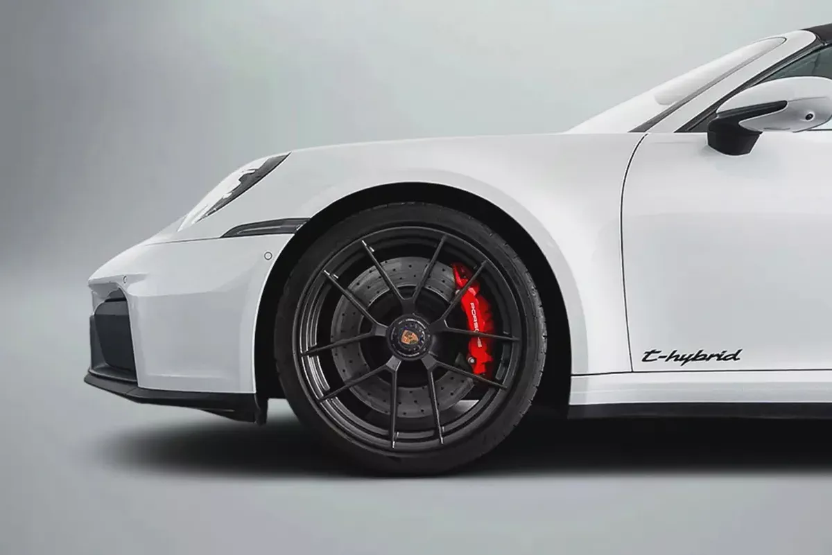 AED 14,329 / 60 months | 0% DP | 2025 Porsche 911 Carrera GTS T- Hybrid / Porsche Warranty-5-5