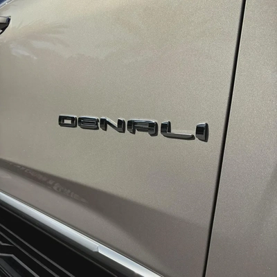 2021 GMC Yukon Denali-12