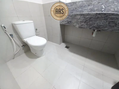 Chiller free luxurious huge 3bhk with all facilities-9