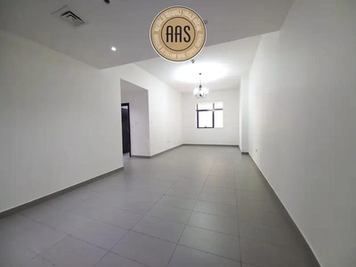 Chiller free luxurious huge 3bhk with all facilities-0