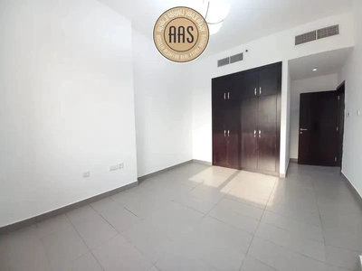 Chiller free luxurious huge 3bhk with all facilities-6