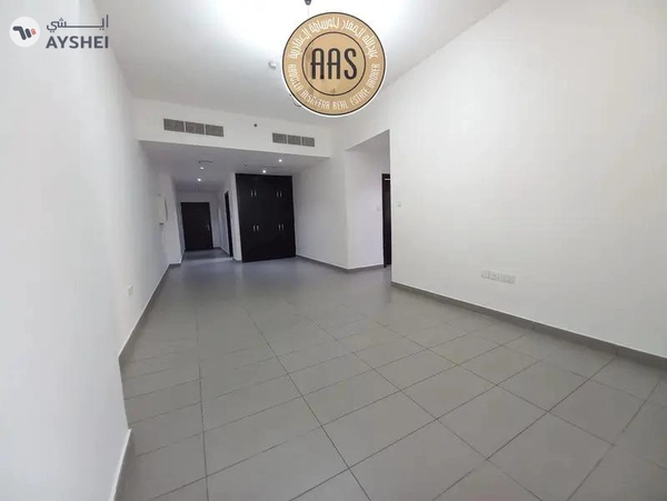 Chiller free luxurious huge 3bhk with all facilities
