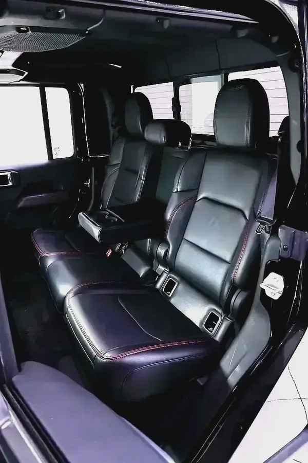 JEEP GLADIATOR GCC 1 of 300 RUBICON LAUNCH EDITION + 4x4 TRAIL RATED + FULLY LOADED