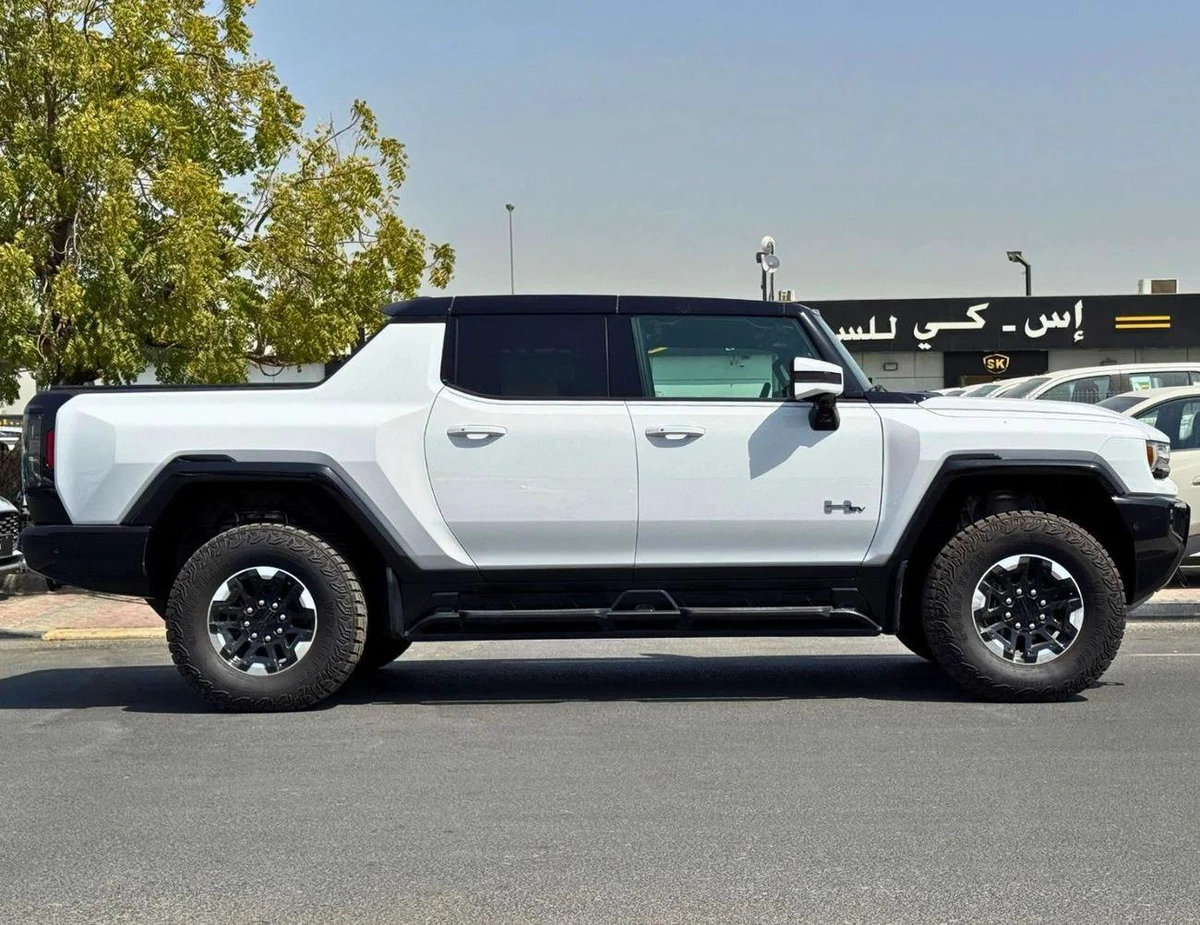 GMC Hummer EV PICKUP / 1.5L ELECTRIC / 360* CAMERA / PANORAMIC ROOF (CODE # 69056)-4-4