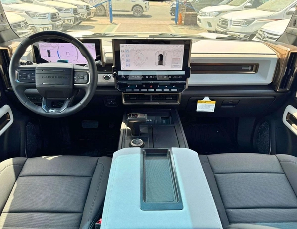 GMC Hummer EV PICKUP / 1.5L ELECTRIC / 360* CAMERA / PANORAMIC ROOF (CODE # 69056)