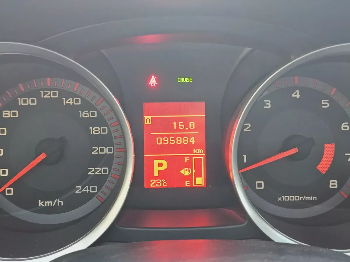 Mitsubishi Lancer 2010 Japan FRESH Import Full Option TOP New Condition Car Low KM 2 keys-11-11