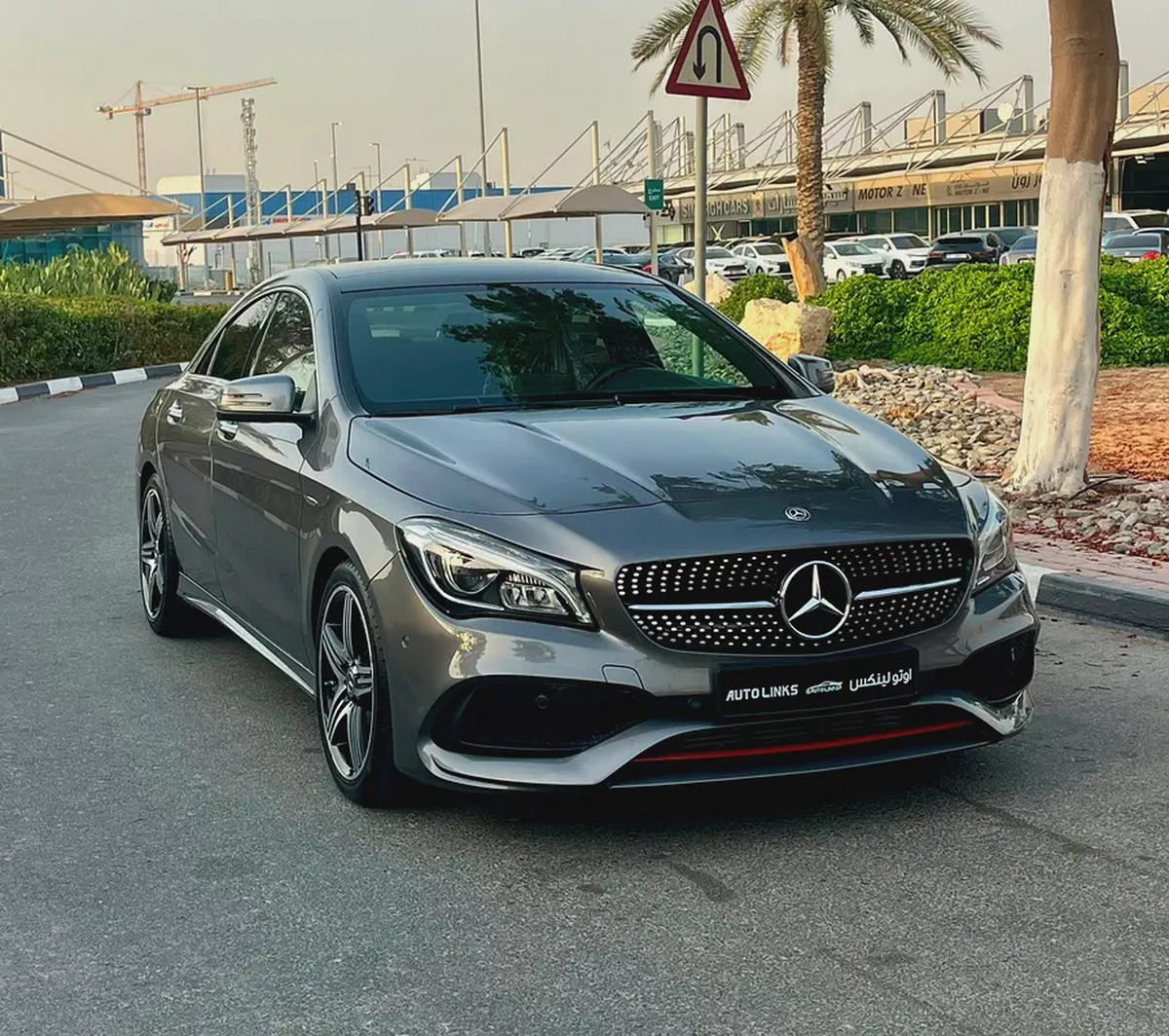 Mercedes-Benz CLA 250 4MATIC 2018 | GCC Specs | Excellent Condition .-0-0