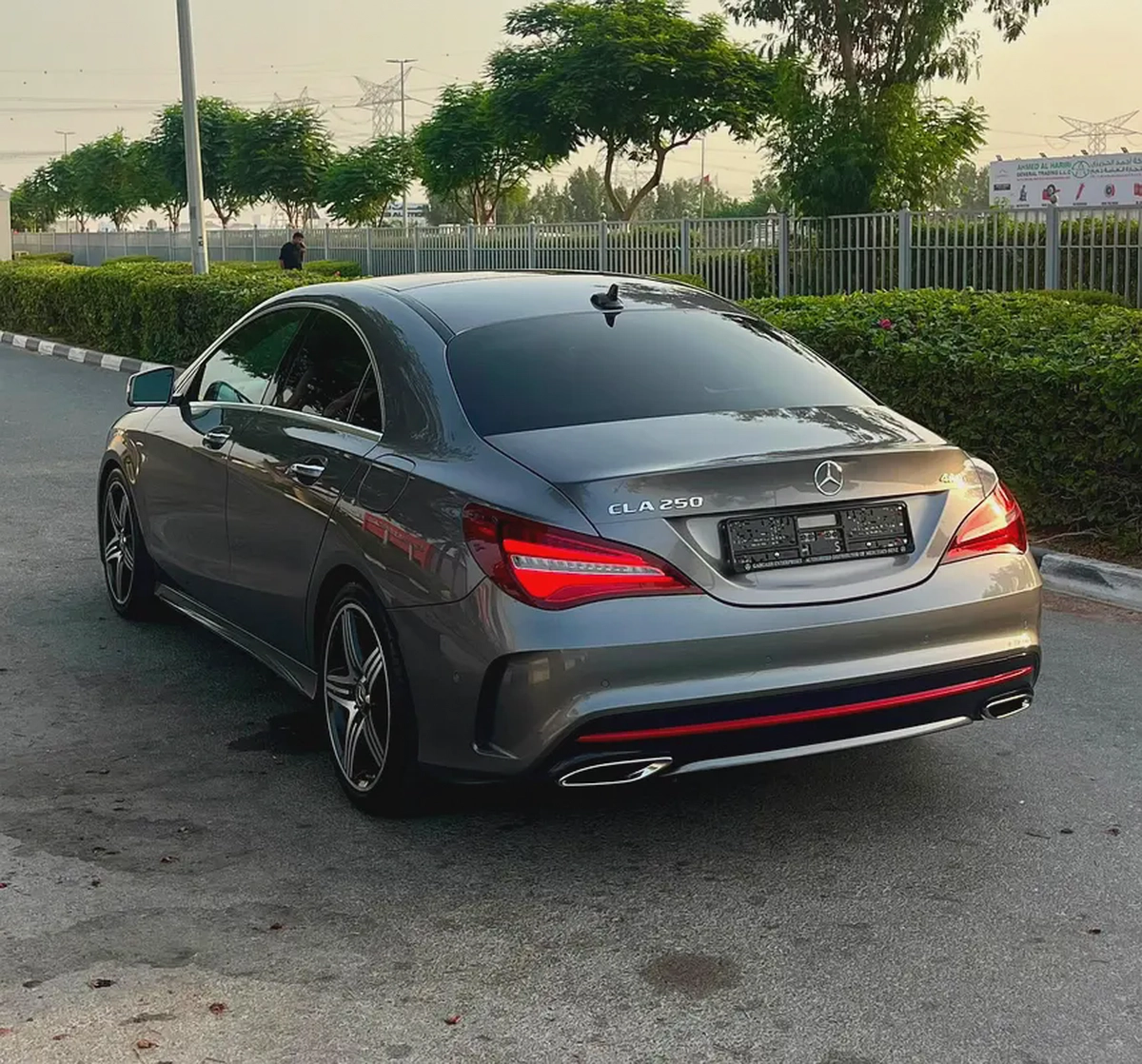 Mercedes-Benz CLA 250 4MATIC 2018 | GCC Specs | Excellent Condition .-3-3