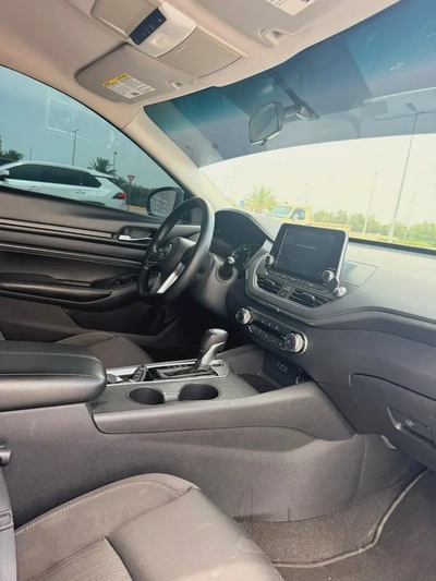Nissan Altima 2019 - Reliable  Efficient Sedan - American Specs-4