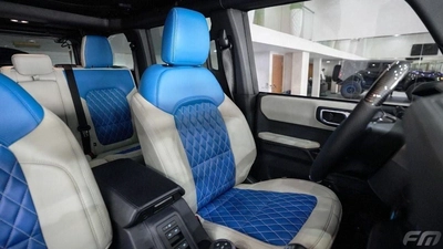 Ford Bronco WILDTRAK 2.7L (5 Seater)-5