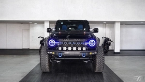 Ford Bronco WILDTRAK 2.7L (5 Seater)