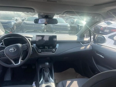 Toyota Corolla 1.8 L HYBRID LEVIN-3
