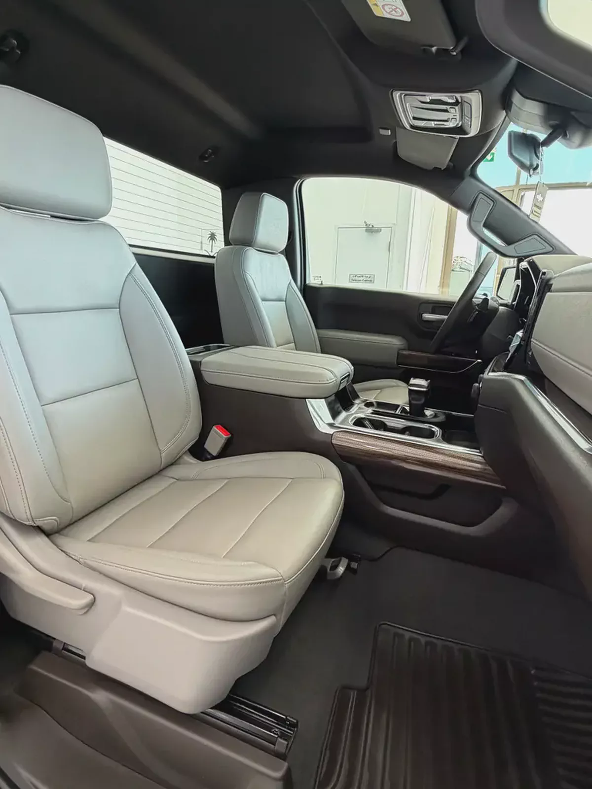 2025 Chevrolet Silverado 1500 LT Trail Boss | GCC Specs | Brand New-10-10