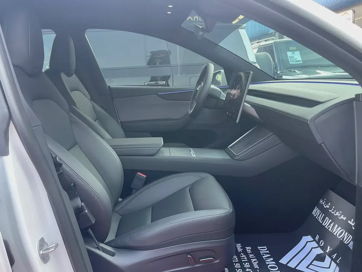 2026 Tesla Model Y Long Range GCC Specs Bank installment available-10-10