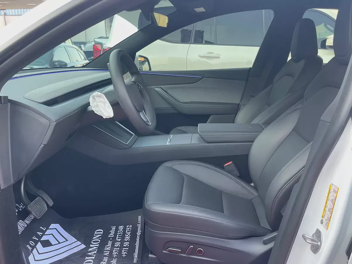 2026 Tesla Model Y Long Range GCC Specs Bank installment available-7-7