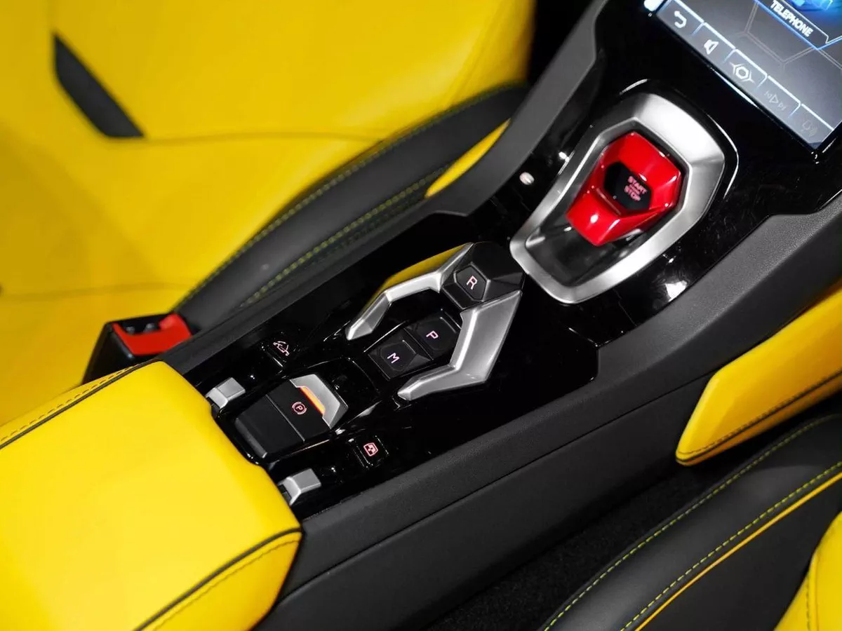 Lamborghini Huracan EVO SPYDER-7-0