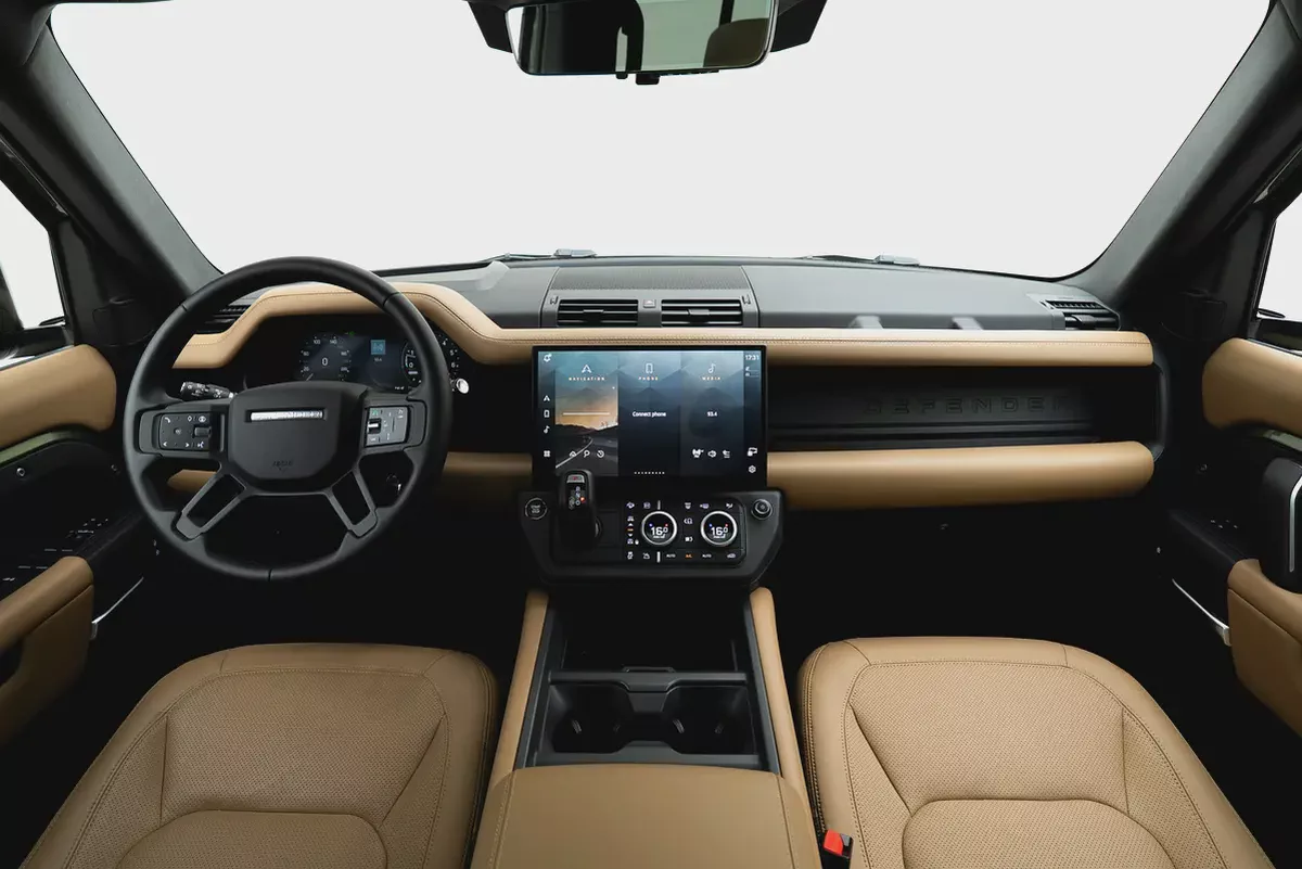 2026 LAND ROVER DEFENDER X- DAYNAMIC HSE P400E GCC UNDER WARRANTY-16-16