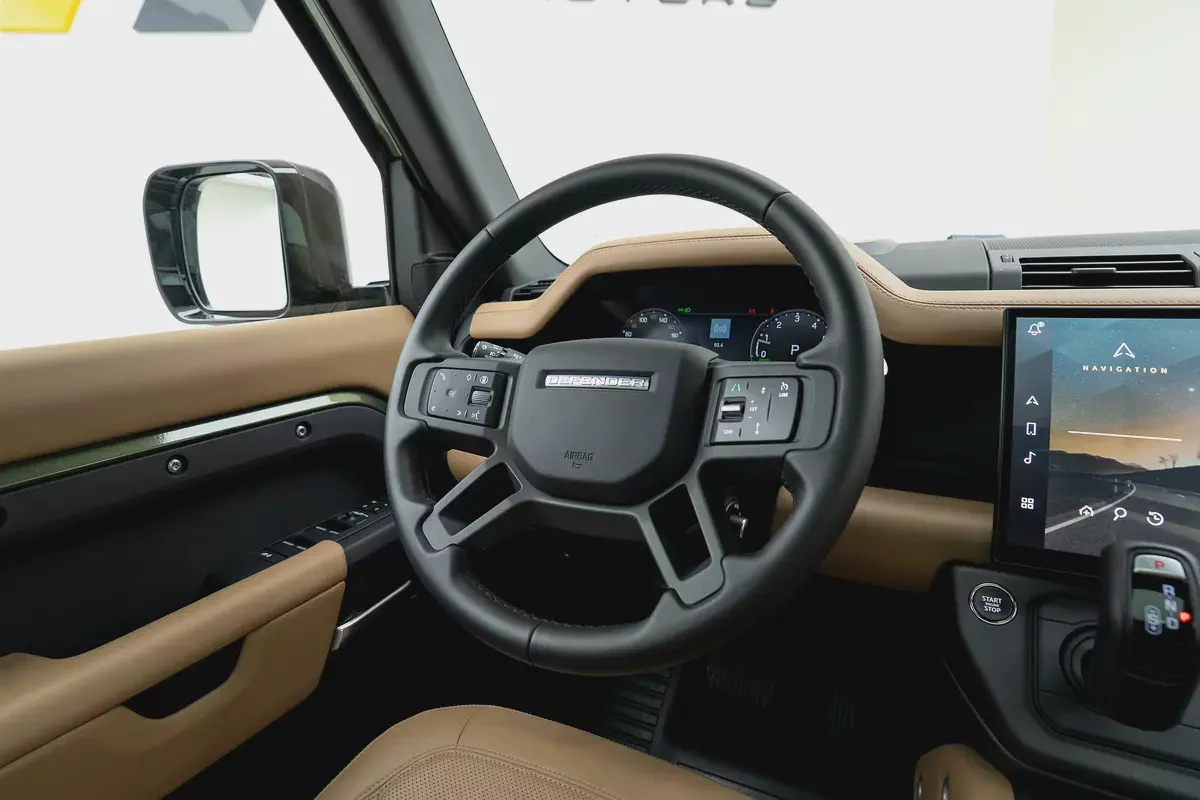2026 LAND ROVER DEFENDER X- DAYNAMIC HSE P400E GCC UNDER WARRANTY-17-17