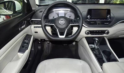 Nissan Altima ( 2020 Model ) in White Color GCC Specs-4