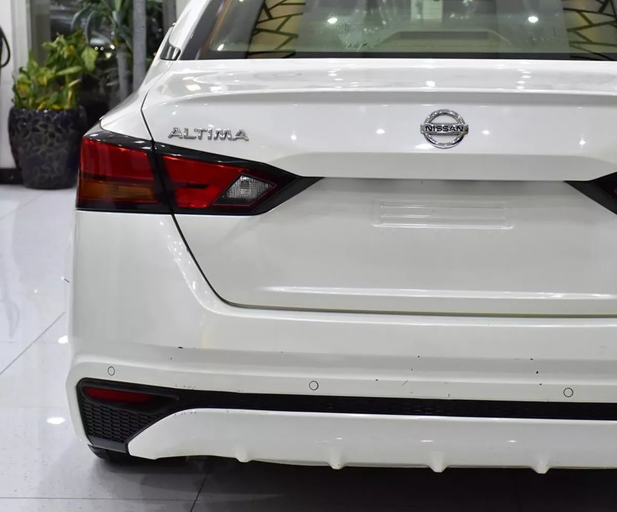 Nissan Altima ( 2020 Model ) in White Color GCC Specs-10-10