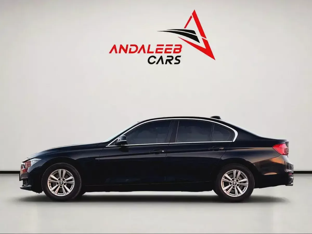 BMW 320i | 2.0L TURBO | 184 HP | GCC SPECS | 2017-9-9