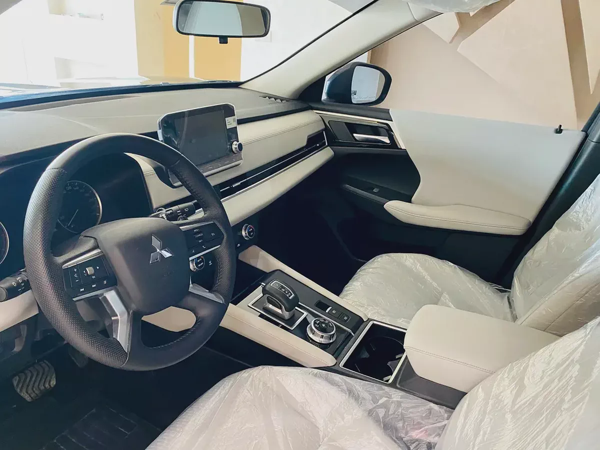 Mitsubishi Outlander GLS 2025 GCC Specs-13-13
