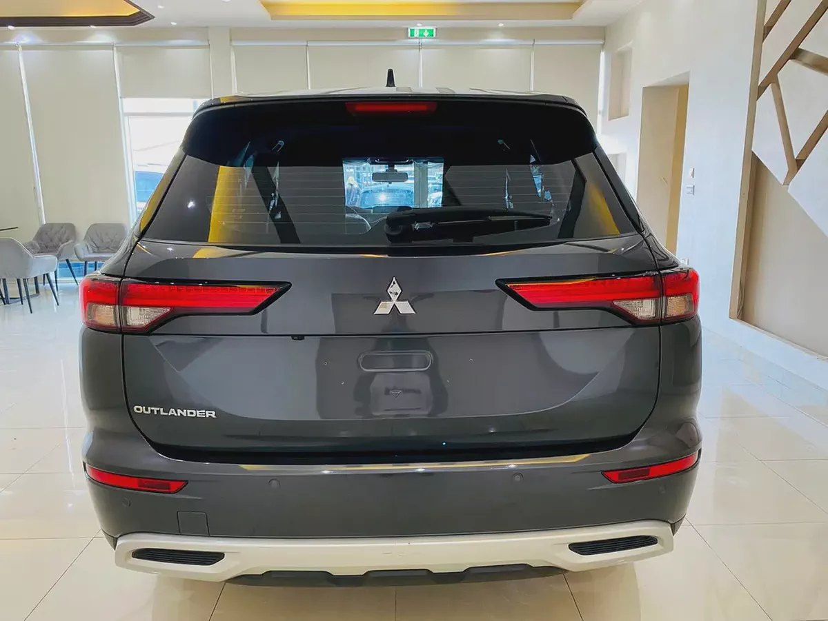 Mitsubishi Outlander GLS 2025 GCC Specs-6-6