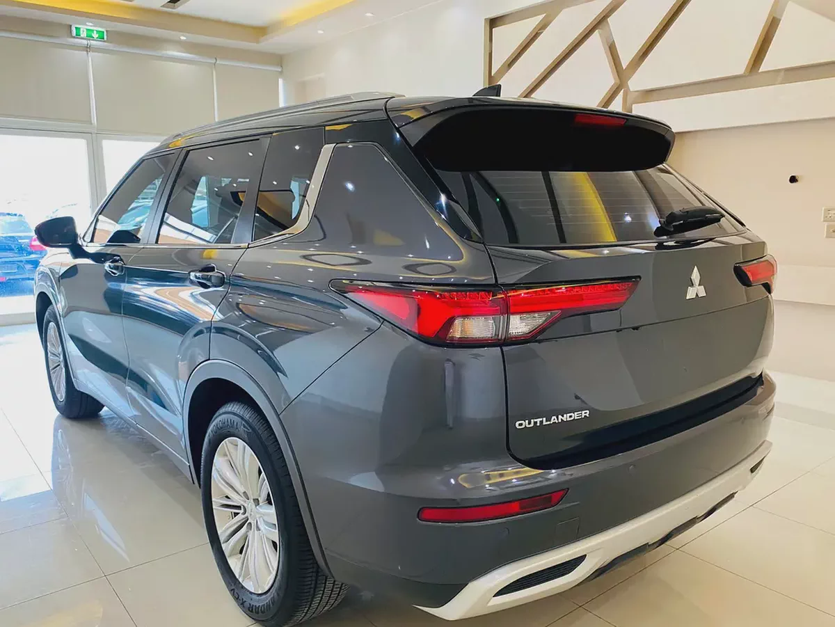 Mitsubishi Outlander GLS 2025 GCC Specs-8-8