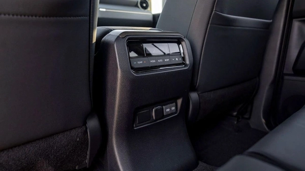 Toyota Prado Adventure Dual Tone 2.4T Adventure 2.4L