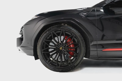 2025 URUS SE HYBRID | STYLE PACKAGE | NEW REAR DIFFUSER  AERO LIP | FULL OPTIONS | JAPANESE SPE-6