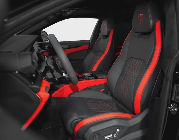 2025 URUS SE HYBRID | STYLE PACKAGE | NEW REAR DIFFUSER  AERO LIP | FULL OPTIONS | JAPANESE SPE