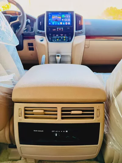 Toyota Land Cruiser 4.0L GXR | V6 | 2018 | GCC Specs | Well Maintained |-15