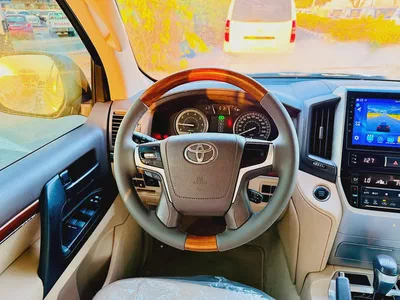 Toyota Land Cruiser 4.0L GXR | V6 | 2018 | GCC Specs | Well Maintained |-16