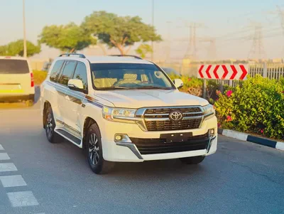 Toyota Land Cruiser 4.0L GXR | V6 | 2018 | GCC Specs | Well Maintained |-2