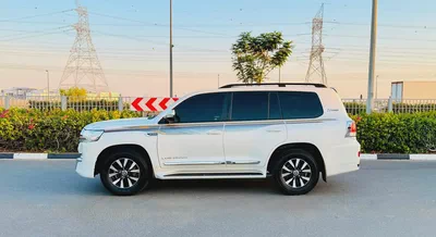 Toyota Land Cruiser 4.0L GXR | V6 | 2018 | GCC Specs | Well Maintained |-8