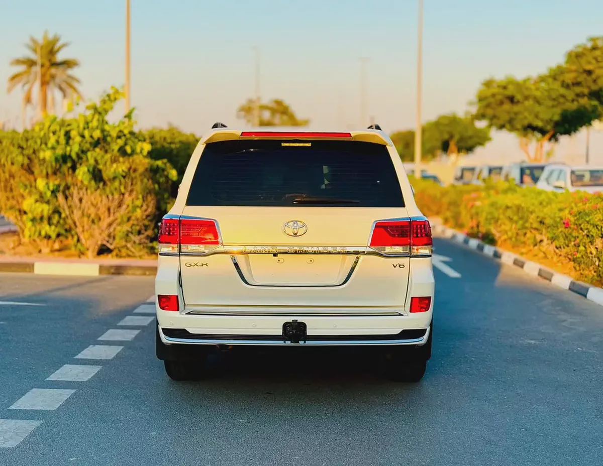 Toyota Land Cruiser 4.0L GXR | V6 | 2018 | GCC Specs | Well Maintained |-4-4