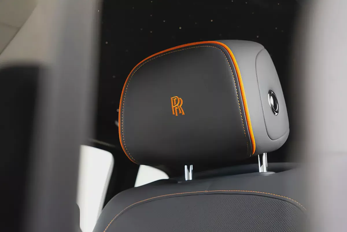 24,610 AED / month | 60 months | 0% DP | 2022 Rolls Royce Cullinan Black Badge-12-12