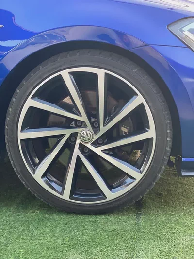 (2018)//GOLF-R//GCC//FULL OPTION//-17