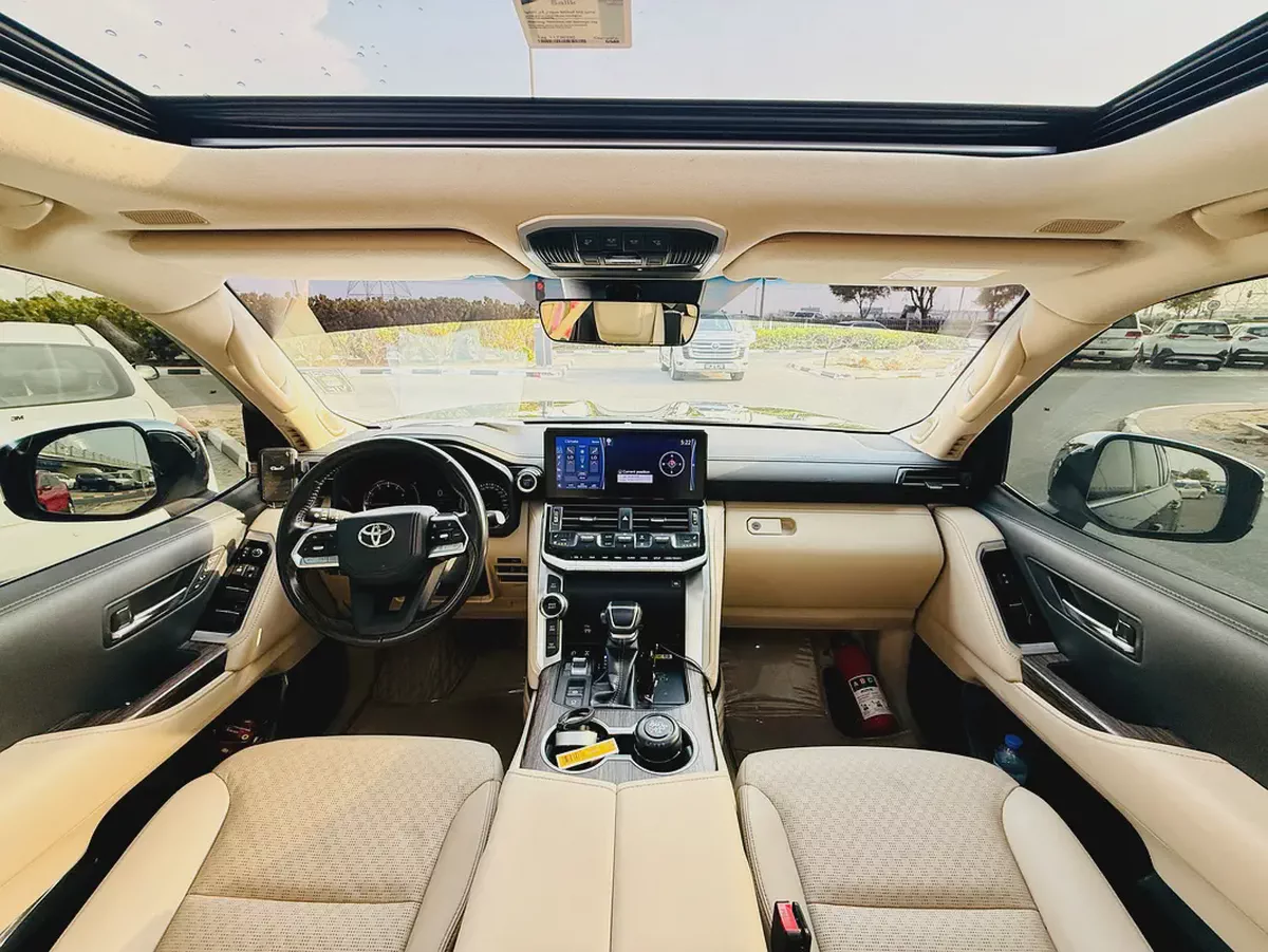 Toyota Land Cruiser VXR 4.0L 2024 GCC Specs Under Warranty from Alfutaim-11-11