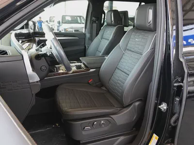 2025 ESCALADE SPORT PLATINUM CAPTAIN SEATS SUV BRAND NEW 0KM-11