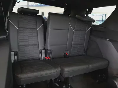 2025 ESCALADE SPORT PLATINUM CAPTAIN SEATS SUV BRAND NEW 0KM-15