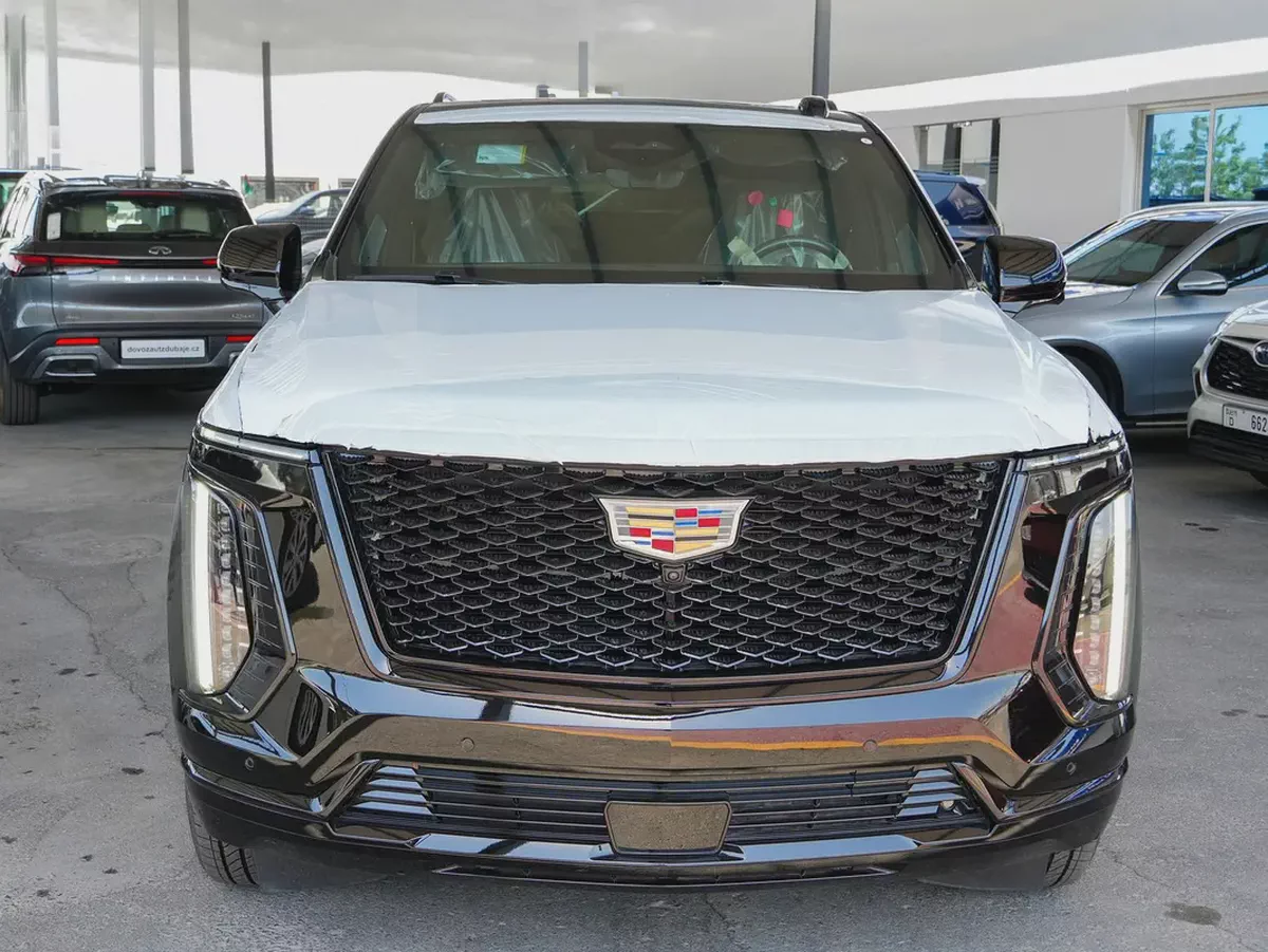 2025 ESCALADE SPORT PLATINUM CAPTAIN SEATS SUV BRAND NEW 0KM-1-1