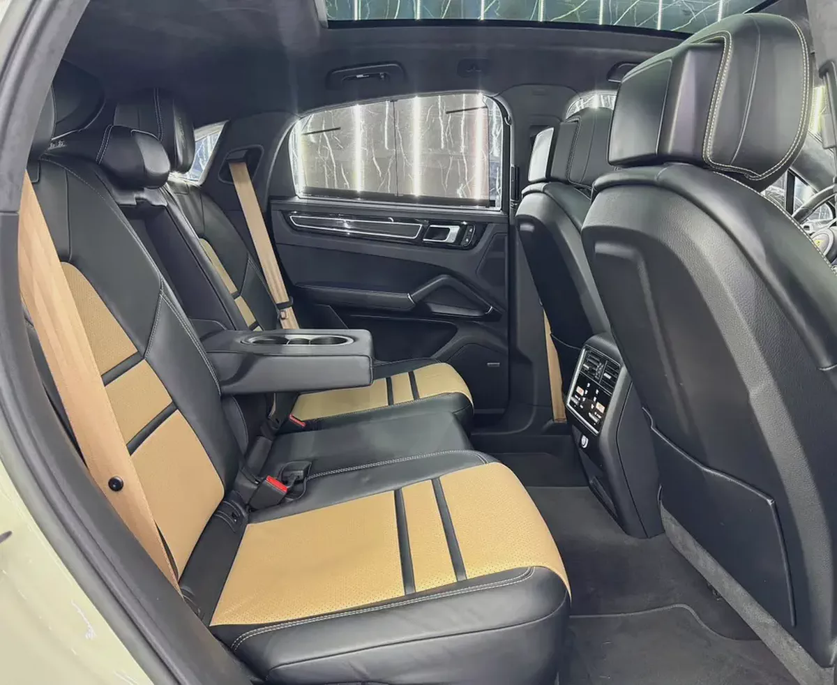 2023 Porsche Cayenne GTS Coupe | GCC | Cashmere Beige Metallic Exterior | Well Maintained-18-18