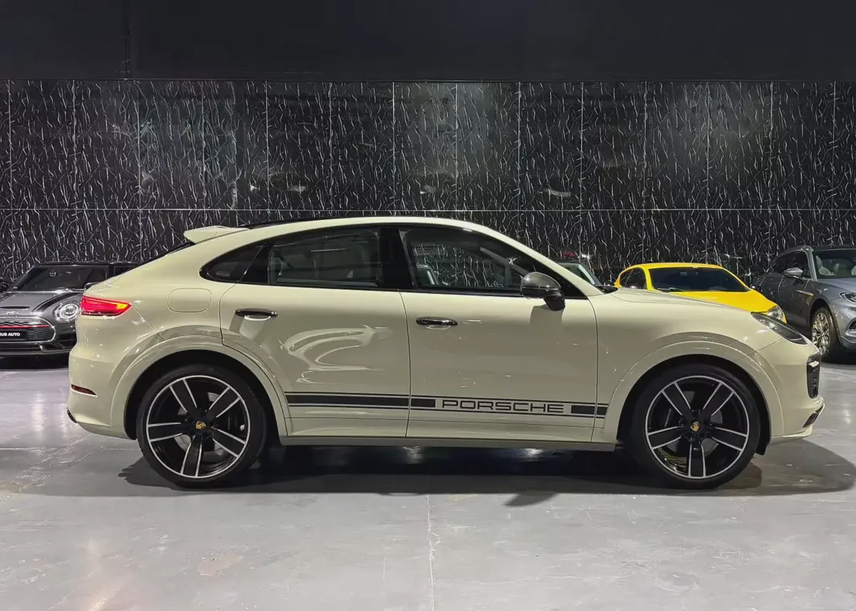 2023 Porsche Cayenne GTS Coupe | GCC | Cashmere Beige Metallic Exterior | Well Maintained-5-5