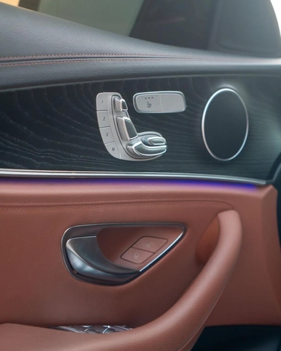 Mercedes Benz E class 2021-5