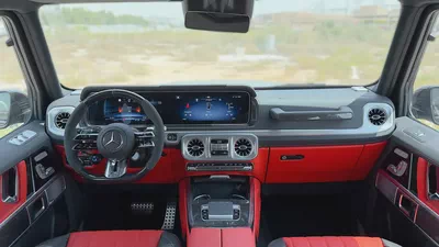 2026 Mercedes-Benz AMG G 63 4.0L AT Petrol (Carbon Fiber In & Out) GCC Specs (Black-Red)-13