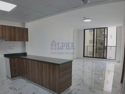 Spacious Apartment| Community view| Well Maintained-5