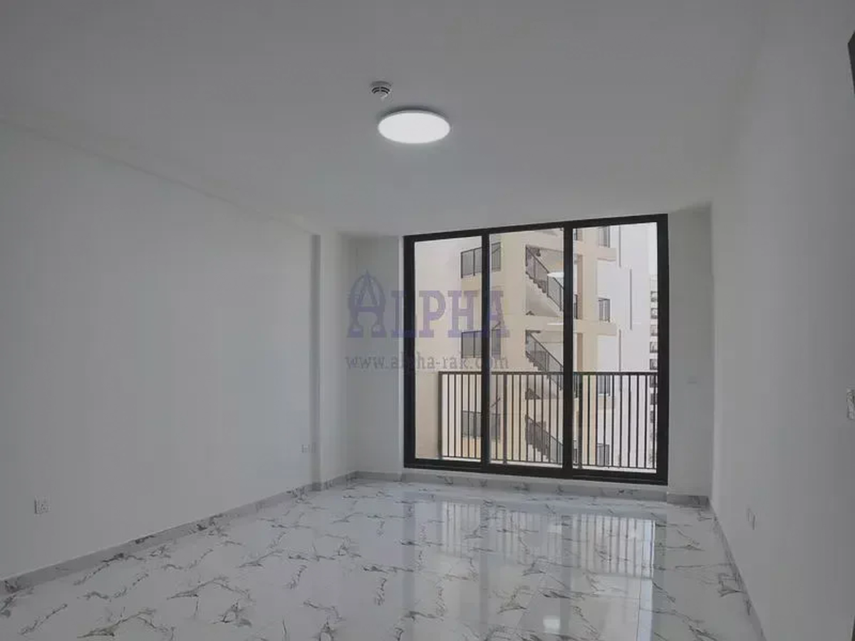 Spacious Apartment| Community view| Well Maintained-3-3